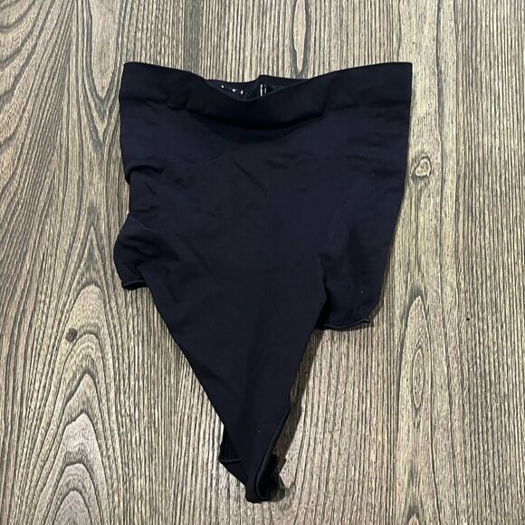 NWOT Skims Seamless Sculpt Mid Waist Thong Brief Shapewear Stretch Black Size XL - Picture 1 of 3